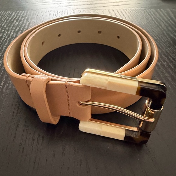 Ann Taylor Classic Tan Leather Belt with Gold Buckle Women’s Size Large - Picture 8 of 9